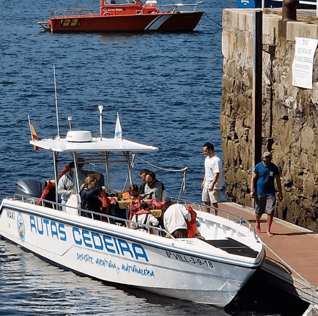 Ruta en lancha por la ría de Cedeira y reserva marina en el Ortegal